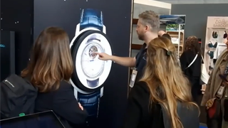 roundvision-lcd-display